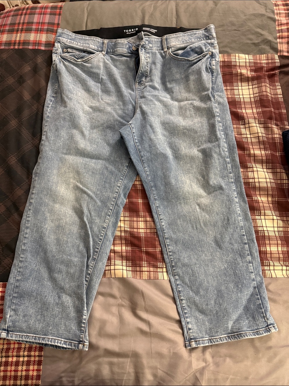 torrid Bombshell Straight Premium Stretch Jeans 26S